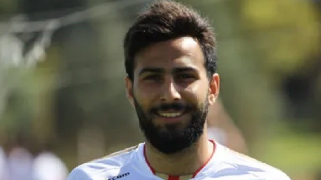 Amir Nasr-Azadani- futbolista condenado a muerte en Irán