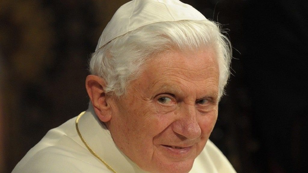 El Papa emérito Benedicto XVI murió en el Vaticano a los 95 años