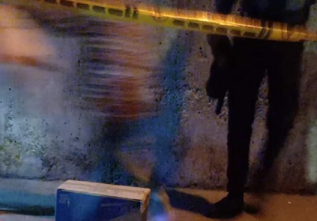 Como Eribel Jaramillo Tamayo fue identificado el hombre que murió a pocos metros del ingreso a la estación Caribe del Metro de Medellín.
