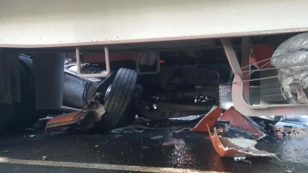 accidente vía Palomino- Mingueo- la guajira- 4 muertos