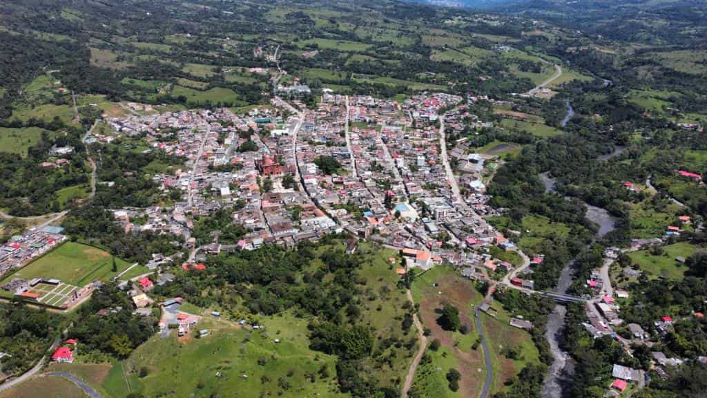 Alto San Dimas- hermanos asesinados- puente nacional