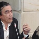 Gustavo Bolívar renuncia al senado