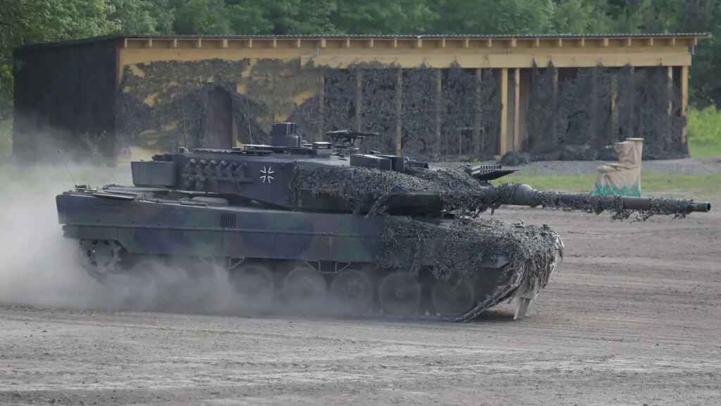 Alemania ordena «revisar» sus «Leopard» antes de decidir sobre su envío a Kiev