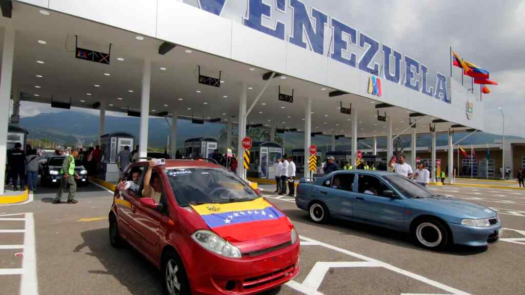 Colombia y Venezuela consolidan su integración con la apertura de un puente fronterizo
