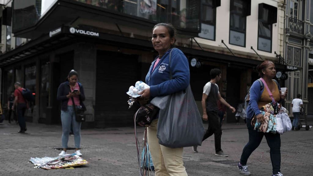 Costa Rica registra desempleo del 11,6 % y empleo informal del 43,6 %