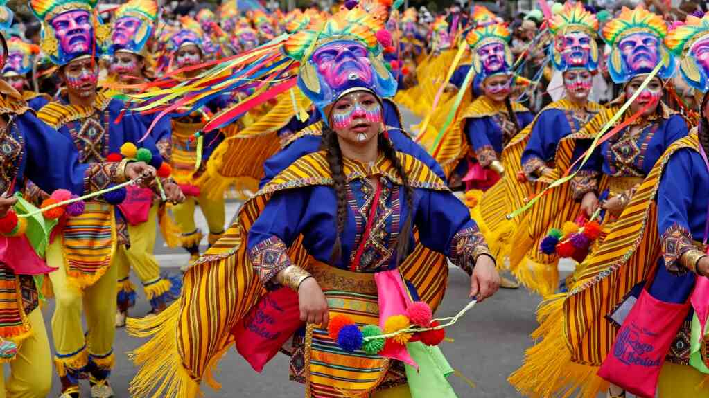 El Carnaval de Negros Y Blancos vuelve con presencialidad total en Colombia