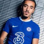 El lateral francés Malo Gusto, promesa del OL, ficha por el Chelsea