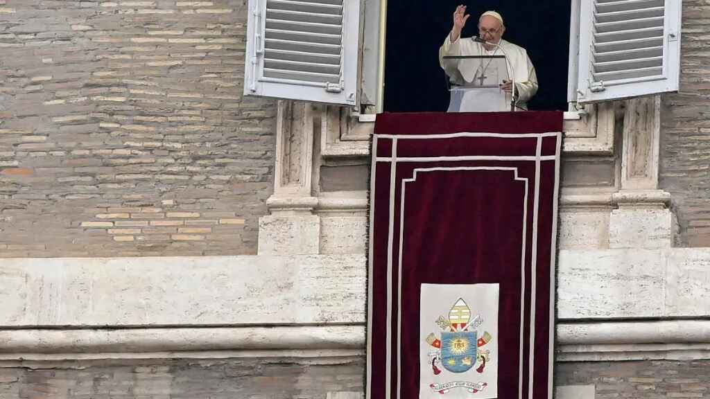 El papa Francisco pide el fin de la violencia en Perú y anima al diálogo