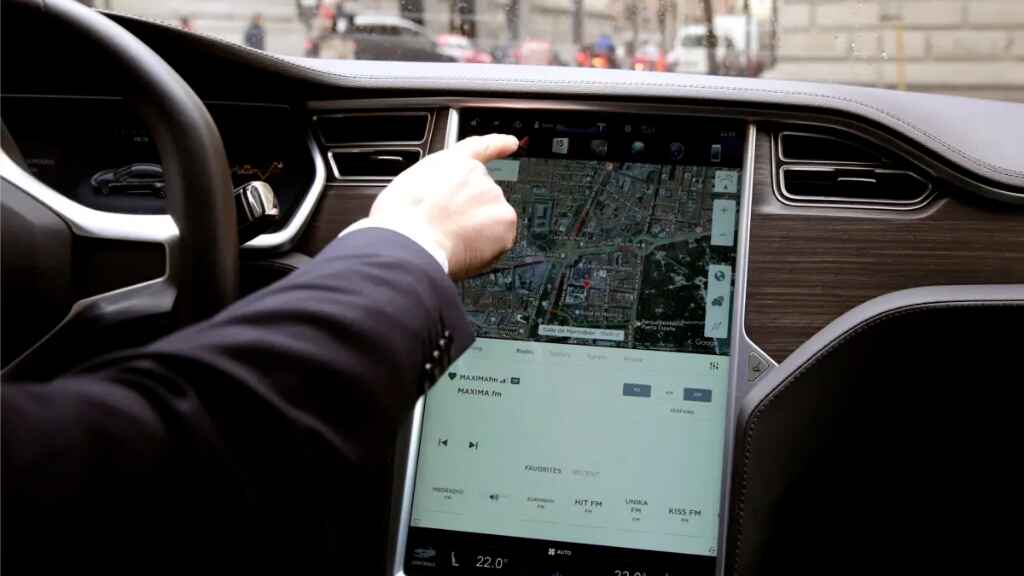 Hertz y Uber llevarán 25.000 vehículos eléctricos a Europa
