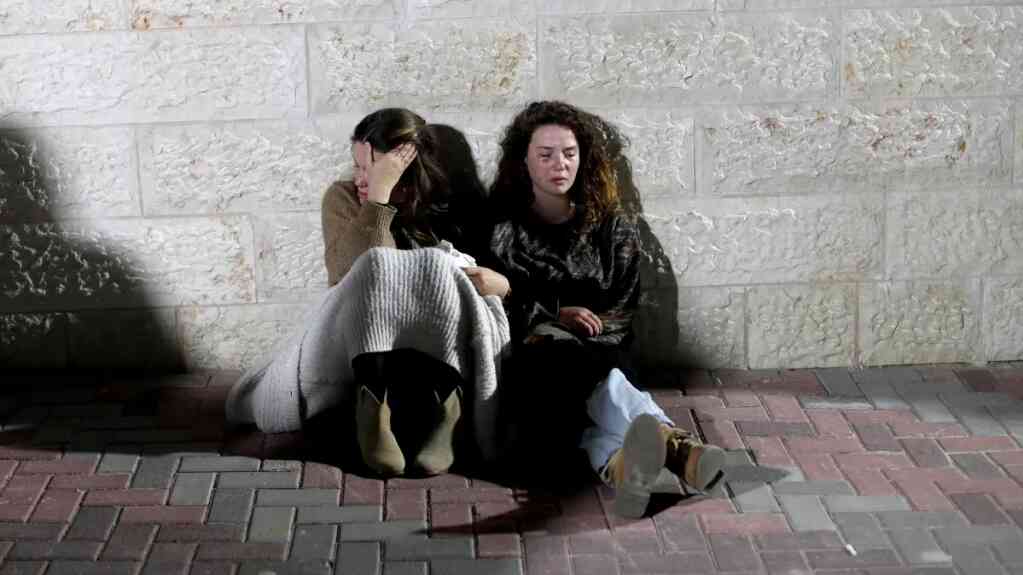 Israel anuncia plan para revocar beneficios a familiares de atacantes árabes