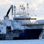 Italia rechaza petición de barcos humanitarios para atracar en puerto cercano
