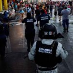 La Guardia Nacional disuelve la caravana migrante en el sur de México