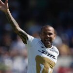 Los Pumas UNAM pierden a Dani Alves por un partido