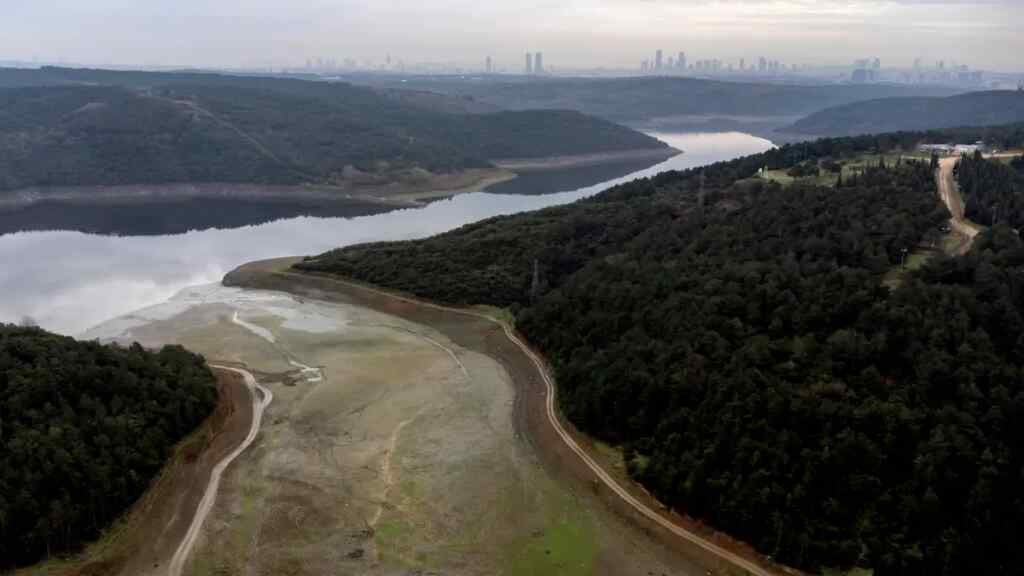 Los embalses de Estambul están solo al 30 % de sus capacidades