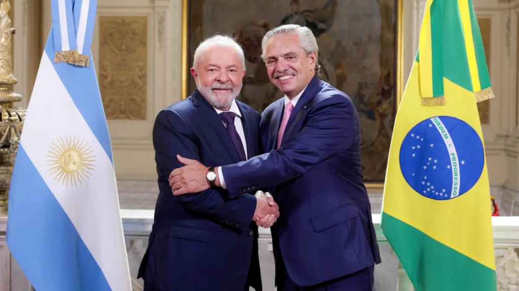 Lula llega a la Casa Rosada para reunirse con Alberto Fernández