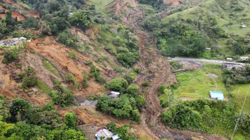 Más de 700 damnificados deja un derrumbe que afecta el suroeste de Colombia