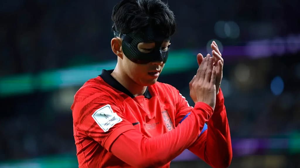 Son desvela que no ve bien la pelota con la máscara protectora