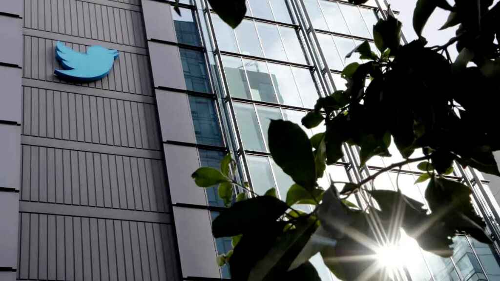 Twitter pone en venta gran parte de su mobiliario de la sede central