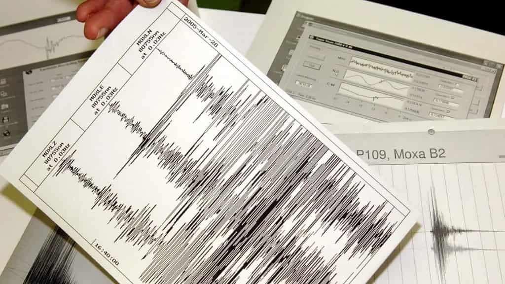 Un temblor de magnitud 4,1 sacude una zona costera de Ecuador- Medellín