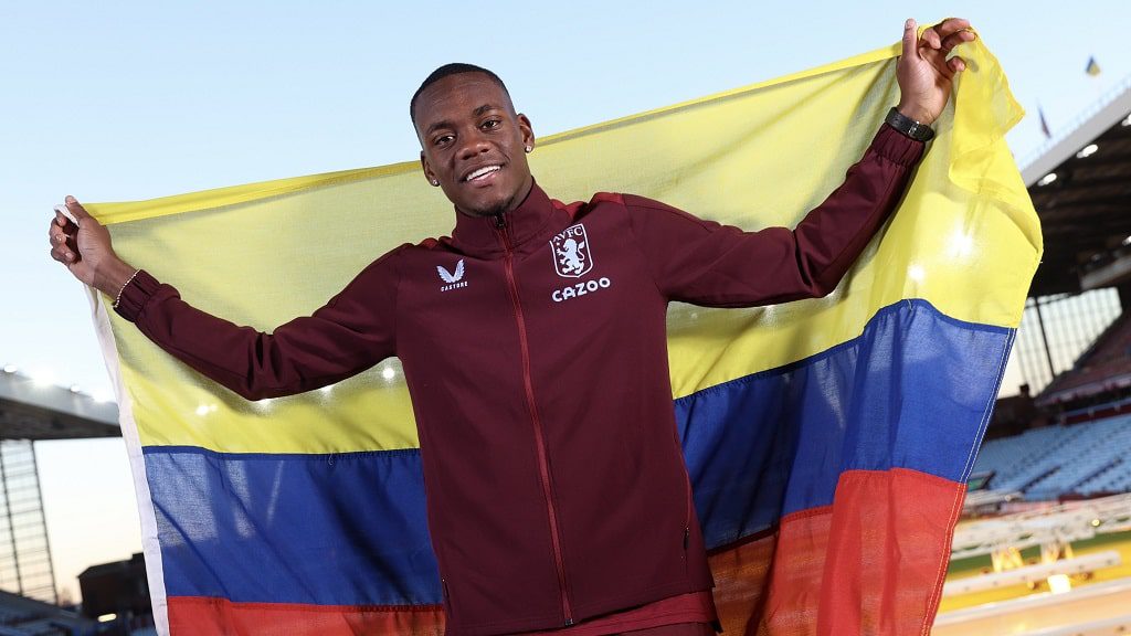 Aston Villa- presentación de Jhon Jader Durán en Villa Park