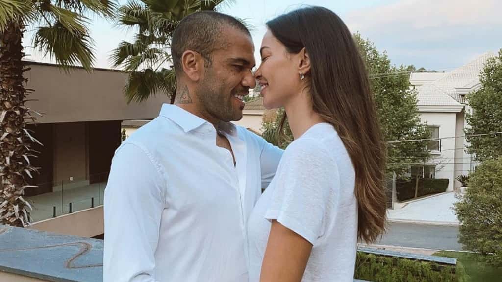 La esposa de Dani Alves sale en su defensa: "Sé quién es mi marido"