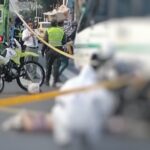 Parrillera de moto muerta en avenida Oriental por parque de san Antonio- Medellín