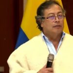 Gustavo Petro: El presidente de Colombia regulará las tarifas de energía y gas