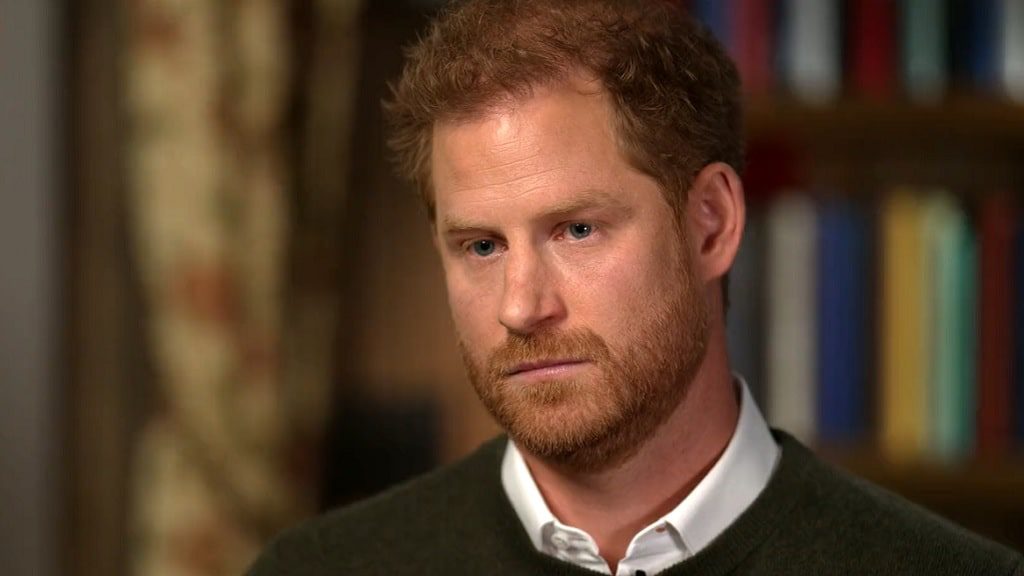 El príncipe Harry dice que su hermano lo atacó físicamente por Meghan Markle