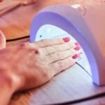 Secadores de uñas UV pueden dañar el ADN y producir cáncer