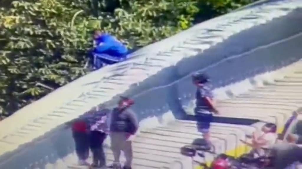 Vigilante es detenido al intentar lanzarse desde el puente de la Novena en Bucaramanga