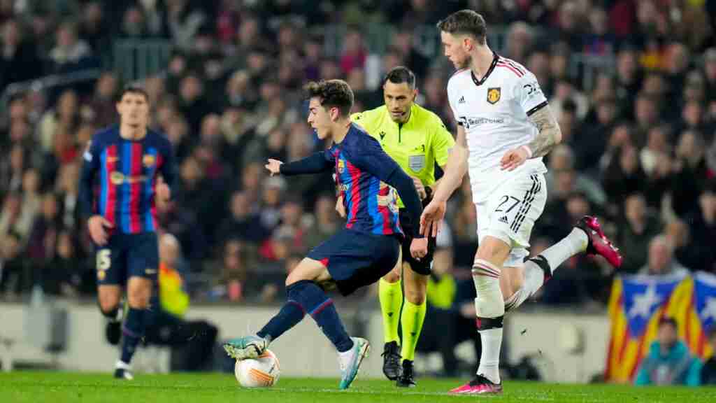 Barcelona y Manchester United empatan en una seguna parte alocada