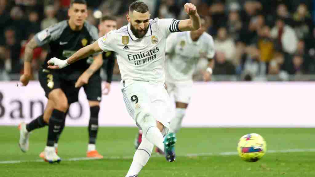 4-0.Real Madrid sale a flote, liderado por Benzema
