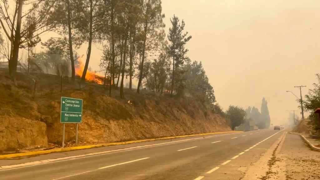 Chile confirma 2 nuevos fallecidos en incendios y el balance asciende a 15