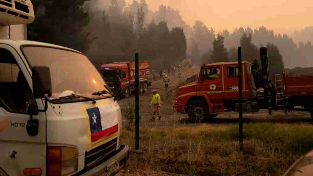 Chile pone en alerta de incendios a la región metropolitana por la ola de calor