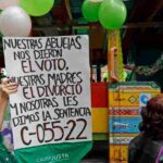 Colombia agita sus pañuelos verdes un año después de despenalizar el aborto