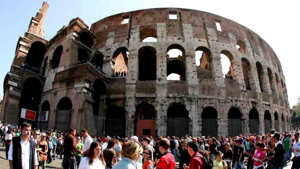El Coliseo de Roma «revive» al emperador Nerón con Inteligencia Artificial