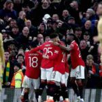 El Manchester United deja sin competencia europea al Barcelona