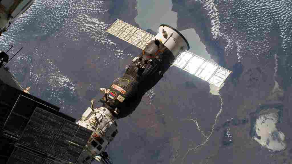 El carguero ruso Progress MS-21 se desacopla de la Estación Espacial