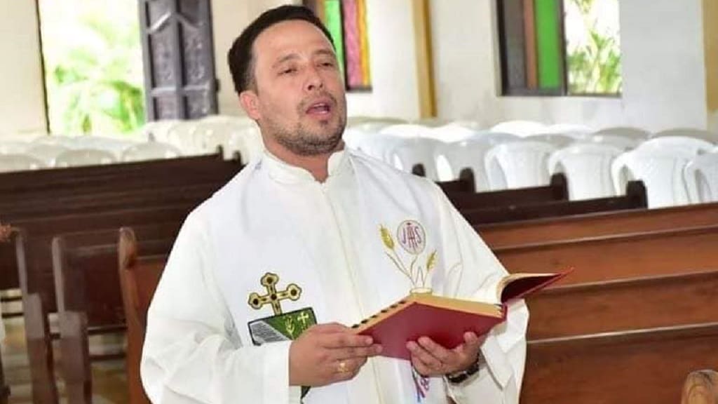 Fiscalía revela que sacerdote muerto en Medellín tenía alto nivel de alcohol en la sangre-------Javier Eduardo González Pertuz - sacerdote hallado muerto en un bar de Medellín