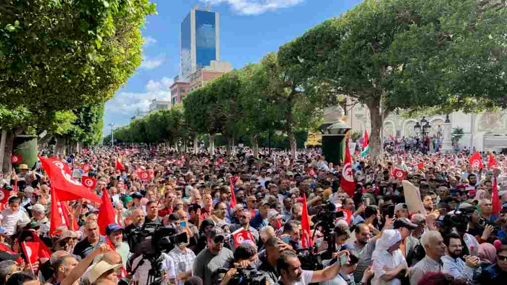 La Policía tunecina detiene a destacados políticos y empresarios del país