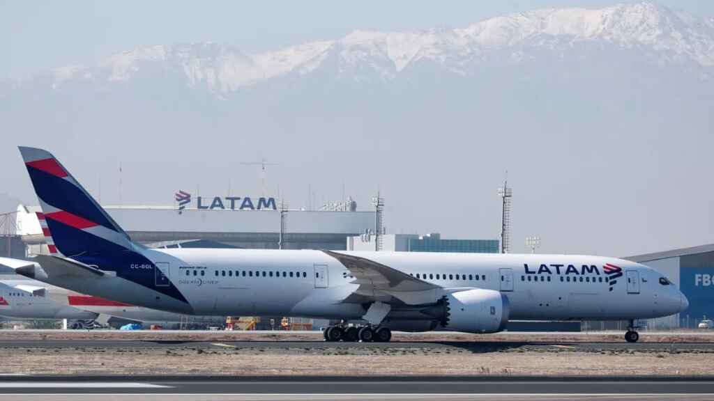 La aerolínea Latam abrirá la ruta Guayaquil-Bogotá