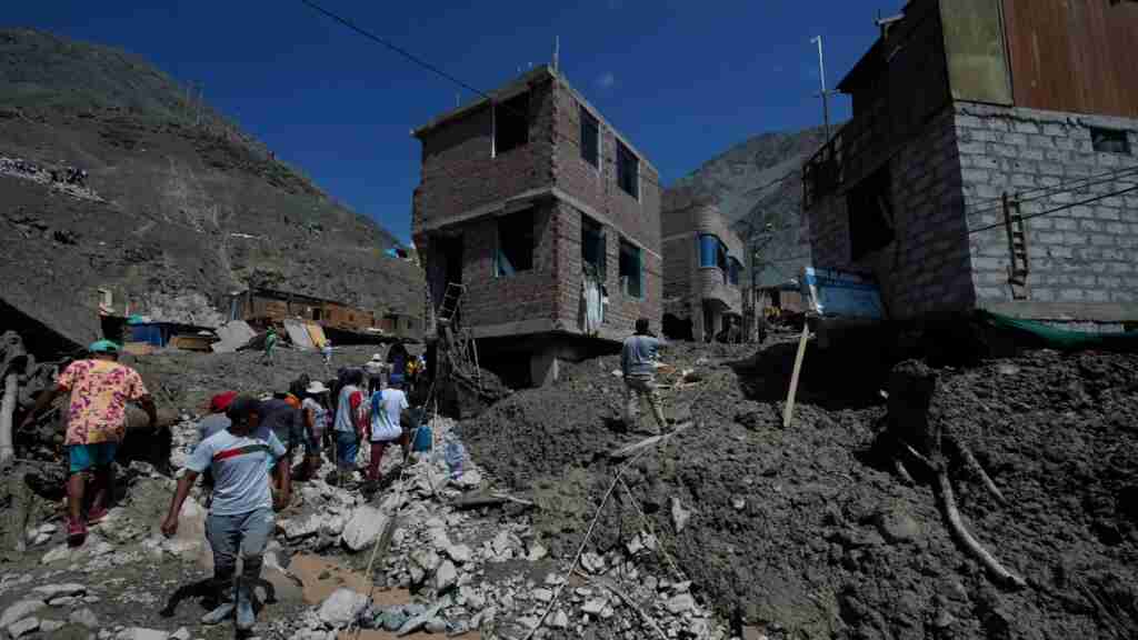 La cifra de fallecidos por aludes en el sur de Perú sube a 18