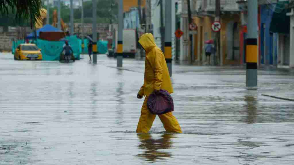 Las lluvias afectan a unas 4.000 familias en una zona paraguaya fronteriza con Brasil