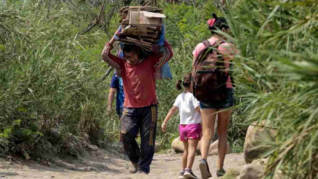 Las trochas subsisten como caminos alternativos entre Colombia y Venezuela