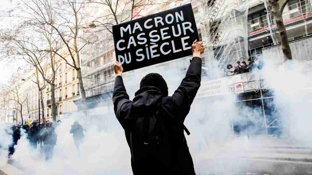 Los sindicatos endurecen el tono con Macron tras su cuarta movilización