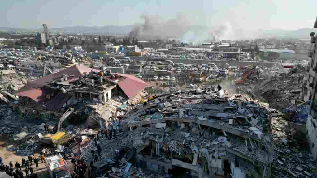 Más de 20.000 muertos en Turquía y Siria por los terremotos