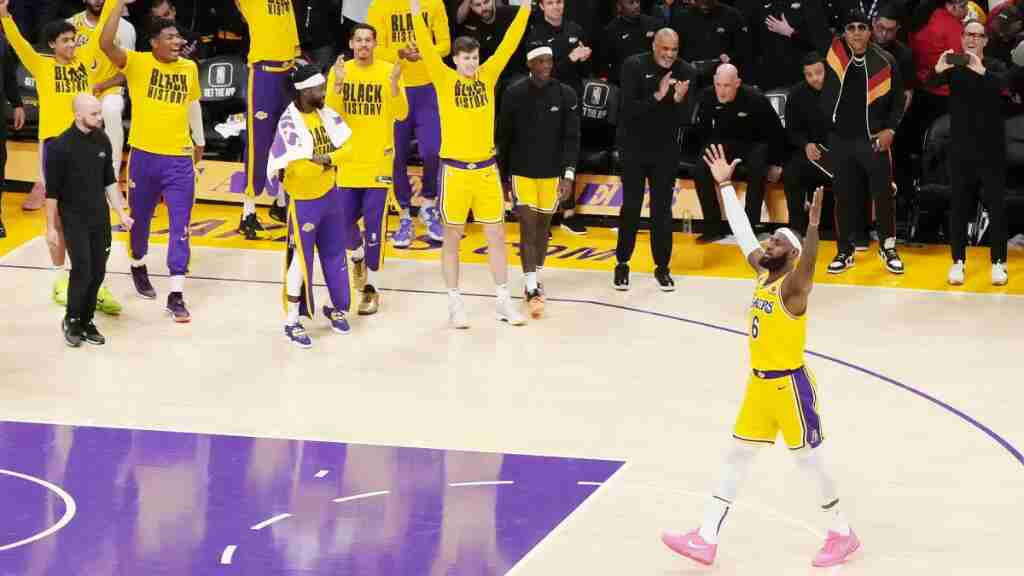 Más de 3 millones de telespectadores vieron el récord de LeBron en EE