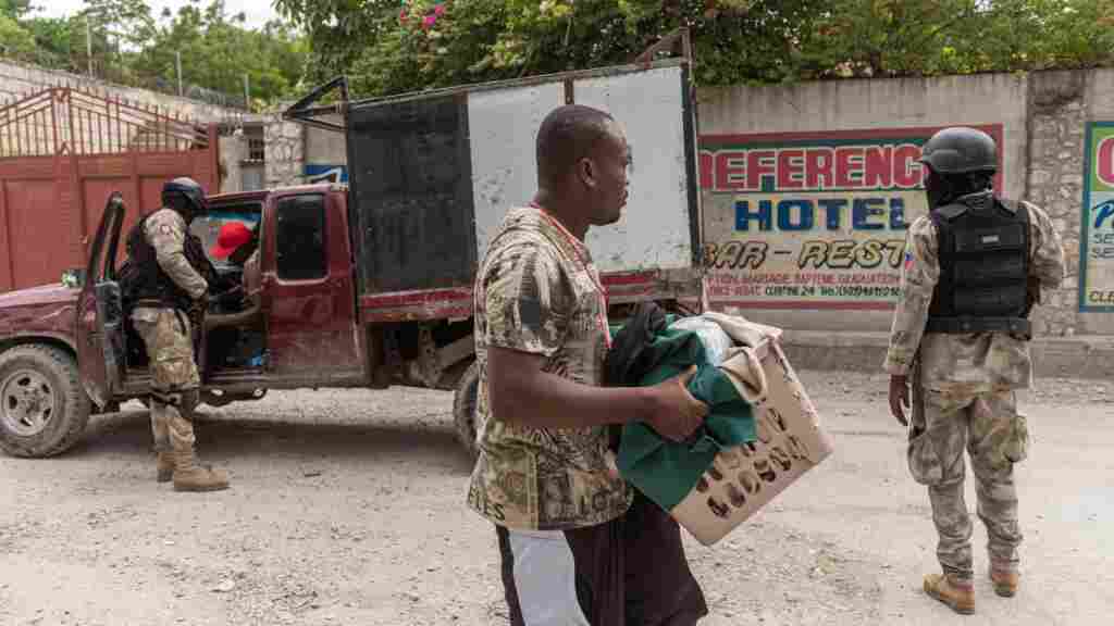 Policía y bandas armadas son estructuras entrelazadas en Haití