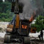 Por tierra, río y aire, la guerra contra la minería ilegal en la Amazonía