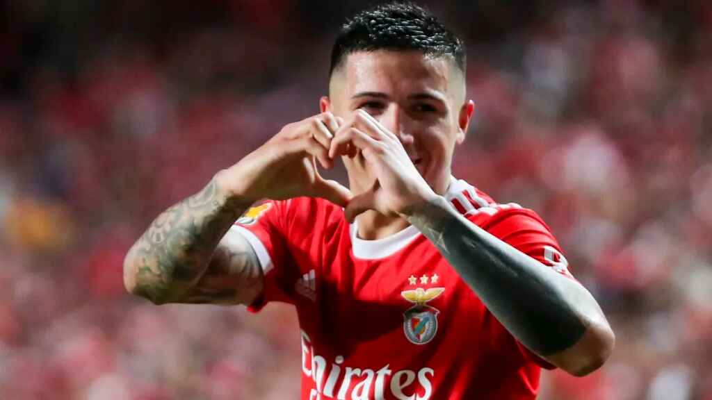 Rui Costa carga contra Enzo por no tener «ningún compromiso» con el Benfica